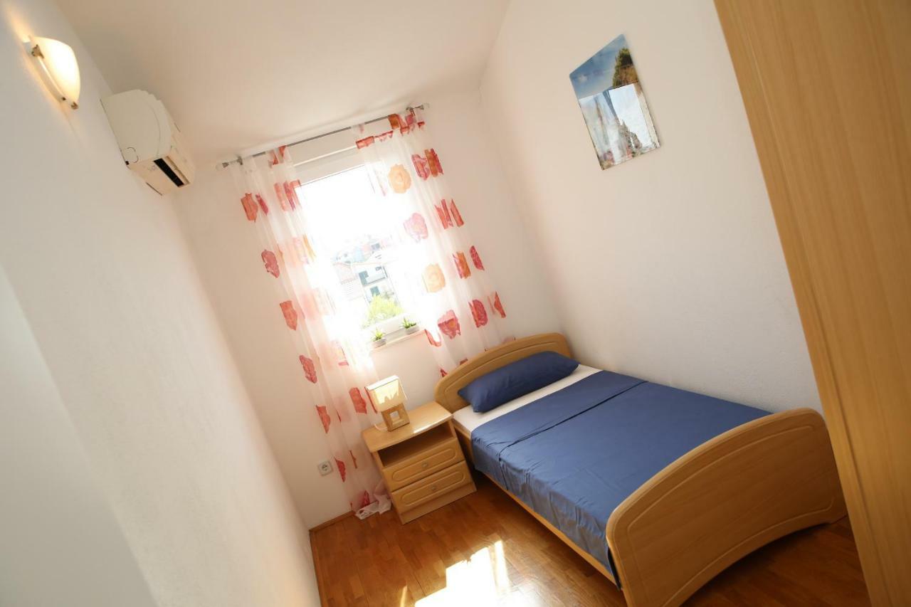 Villa Marica Vodice Bagian luar foto